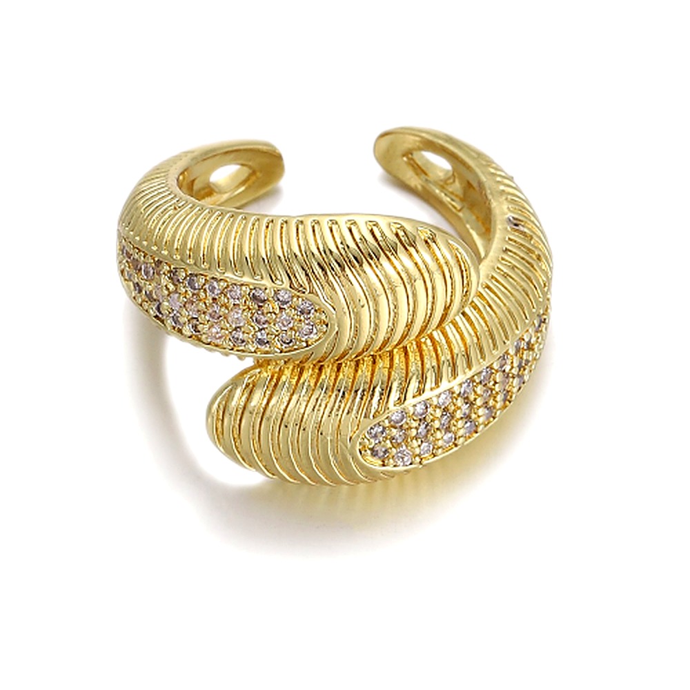 Spiral Ribbed Twist Ring