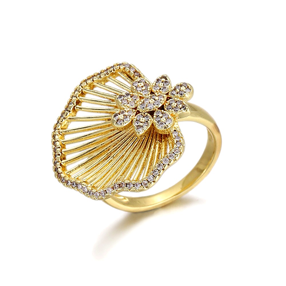 Fan Shell Pavé Ring