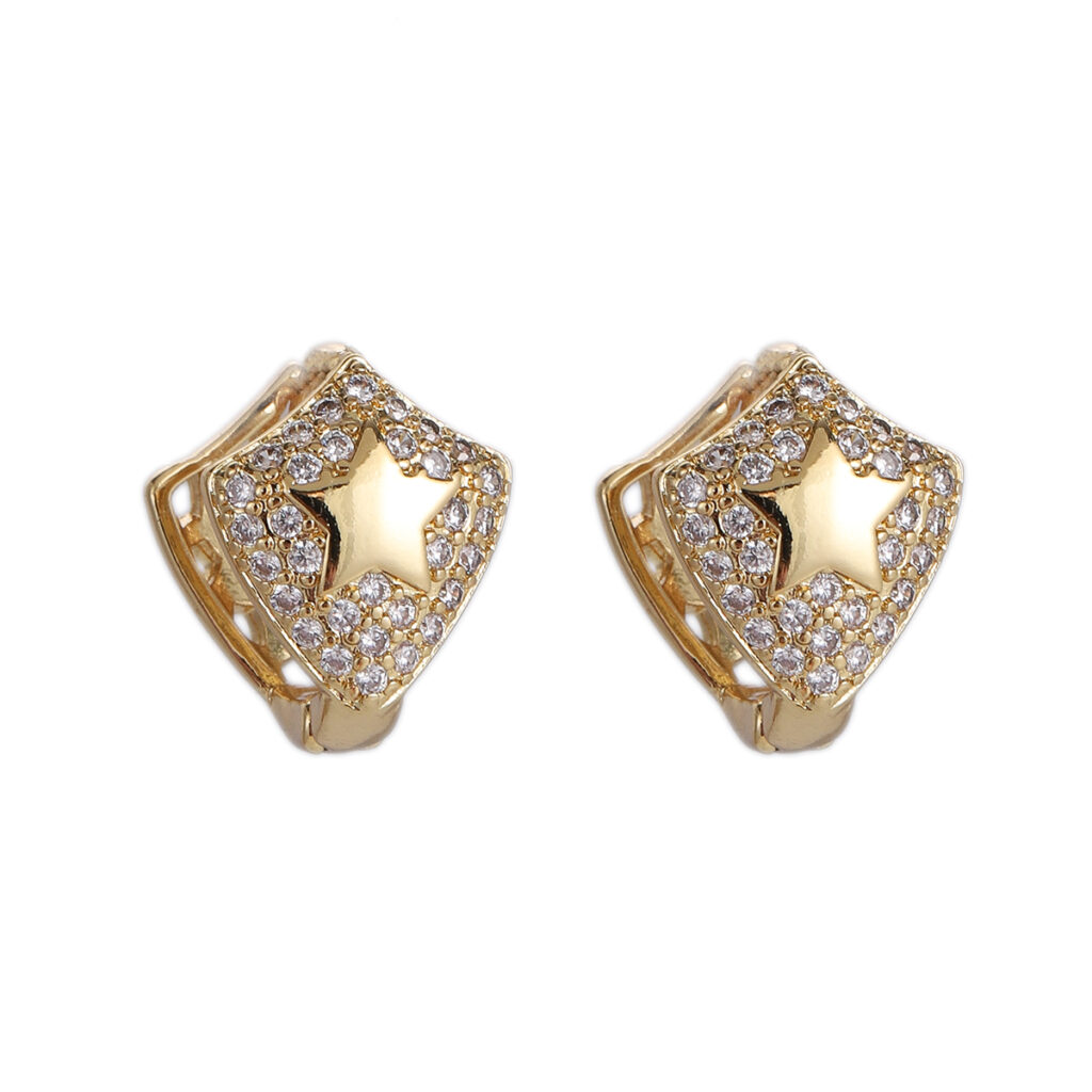 Sculpted Cutout Heart Stud Earrings